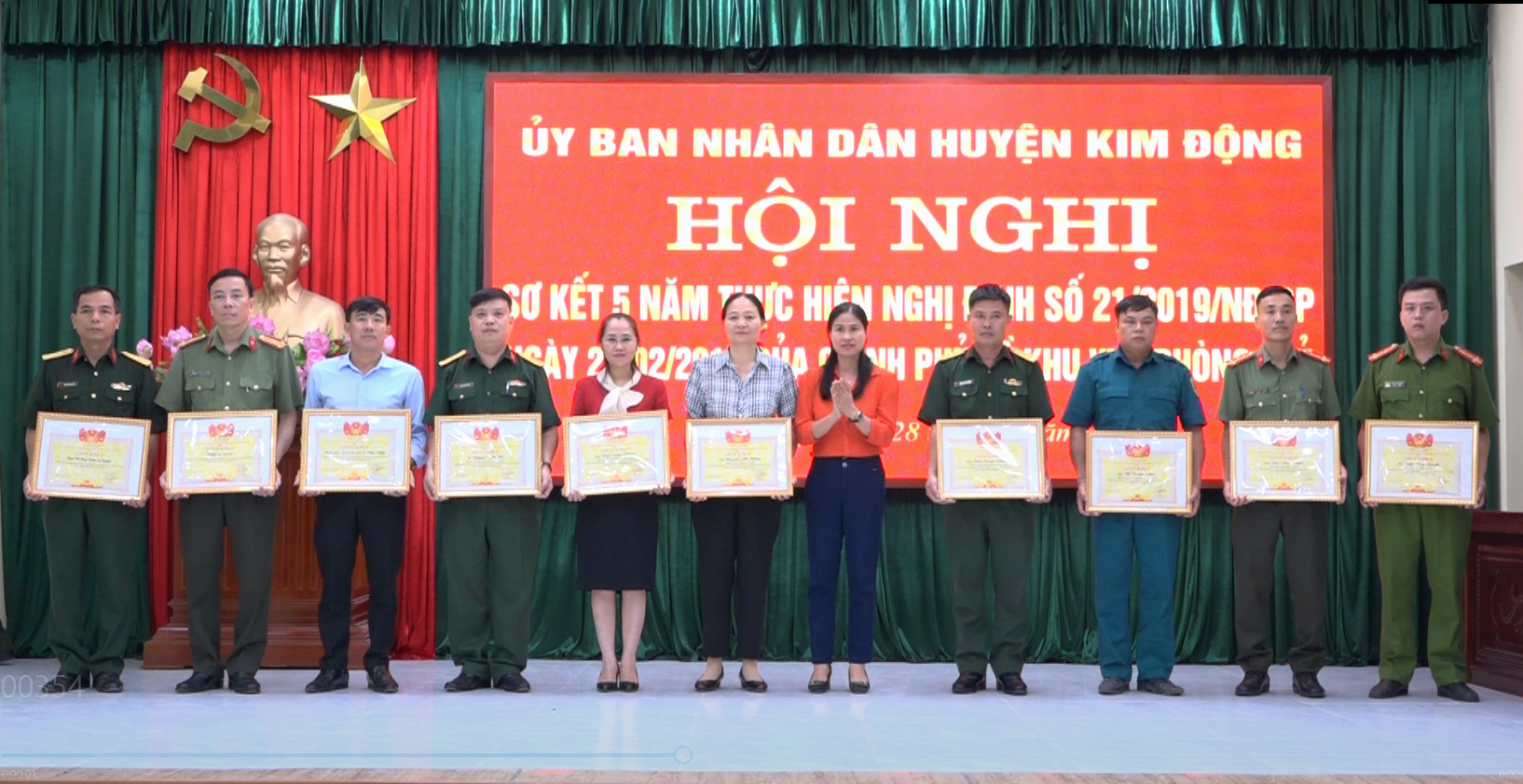   Huyện nhà: Sơ kết 5 năm thực hiện Nghị định số 21 của Chính phủ về khu vực phòng thủ.